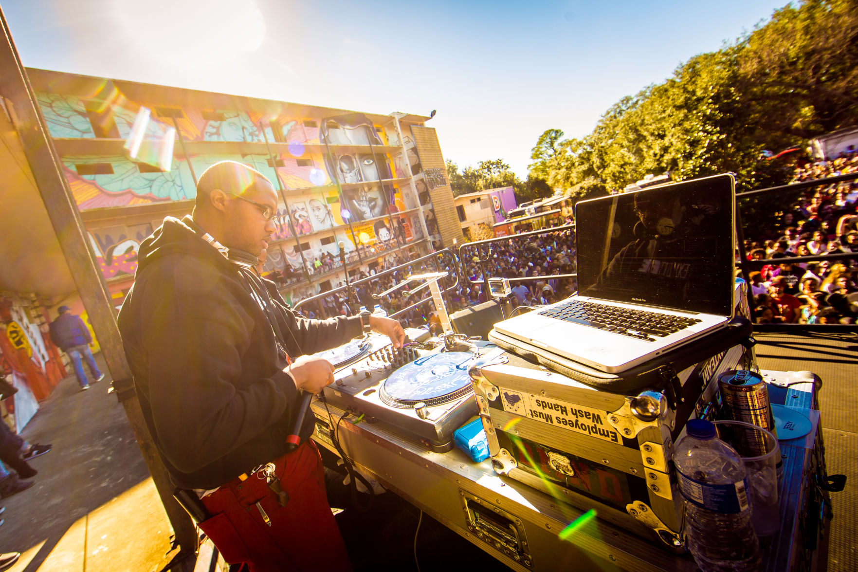 DJ RQ Away
